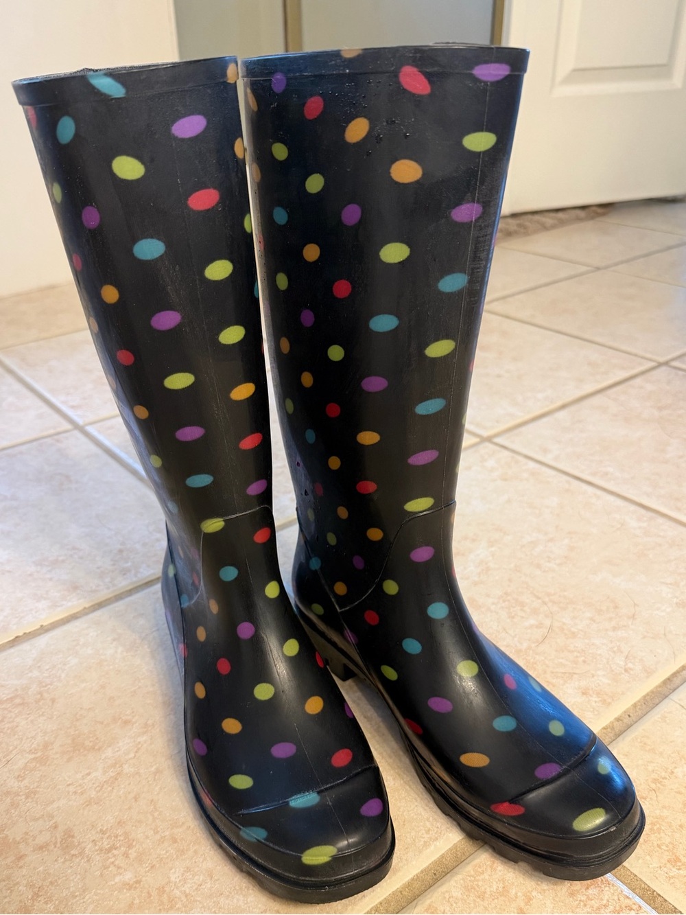 Women's Black Polka Dot Rain Boots - Colorful Dot Print
